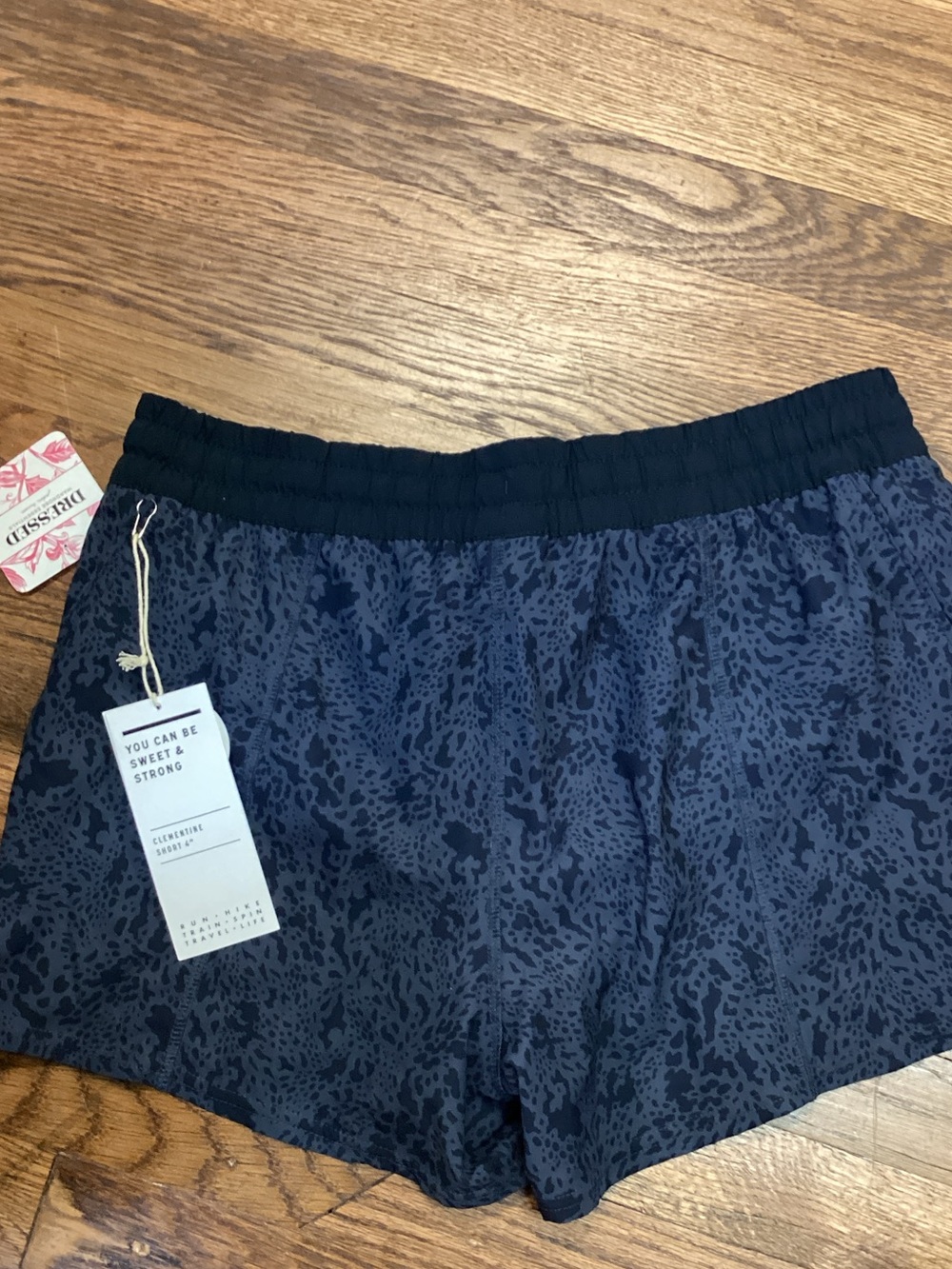 107Vuori Navy Print Athletic Shorts - Picture 2 of 3